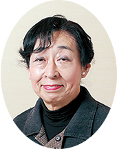 荘保 共子さん
